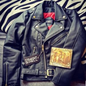 Straight To Hell Vegan Commando II